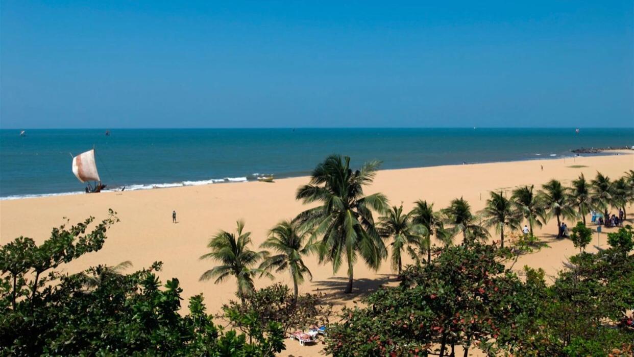 Shenys Beach Villa Negombo Buitenkant foto